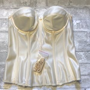 Ivory SatinCorset Bra 36B with boning, underwire, and removable straps